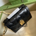 GUCCI Matelasse Leather Small Handbag Model: 724499